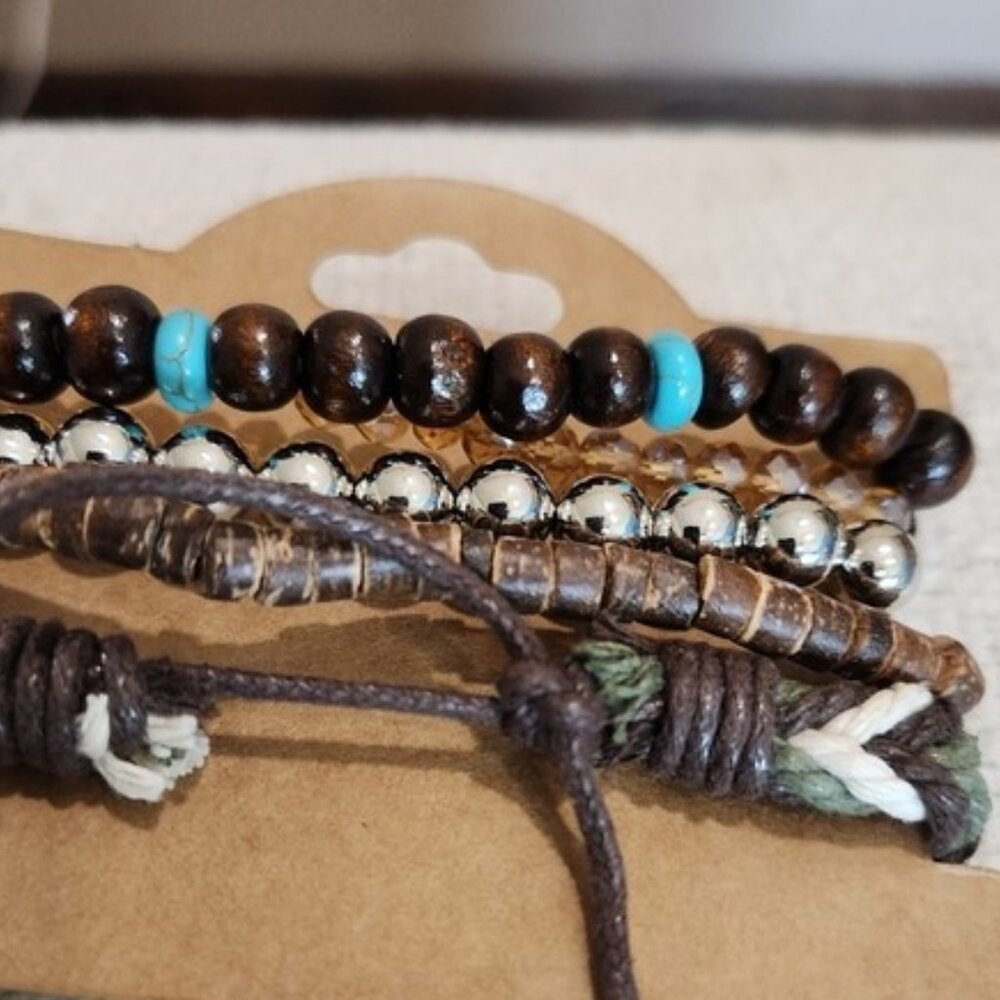 Nwt Womens Multi-Color Turquoise &  Wood Beaded Bracelet Set - Picture 2 of 3
